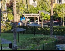 Adosada en venta en Marbella, Guadalmina alta photo 0