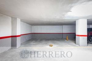 Garaje en venta en Gandia, Centro photo 0