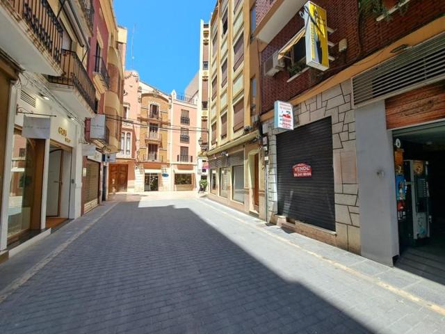 Local comercial en venta en Alzira, Centro Urbano photo 0