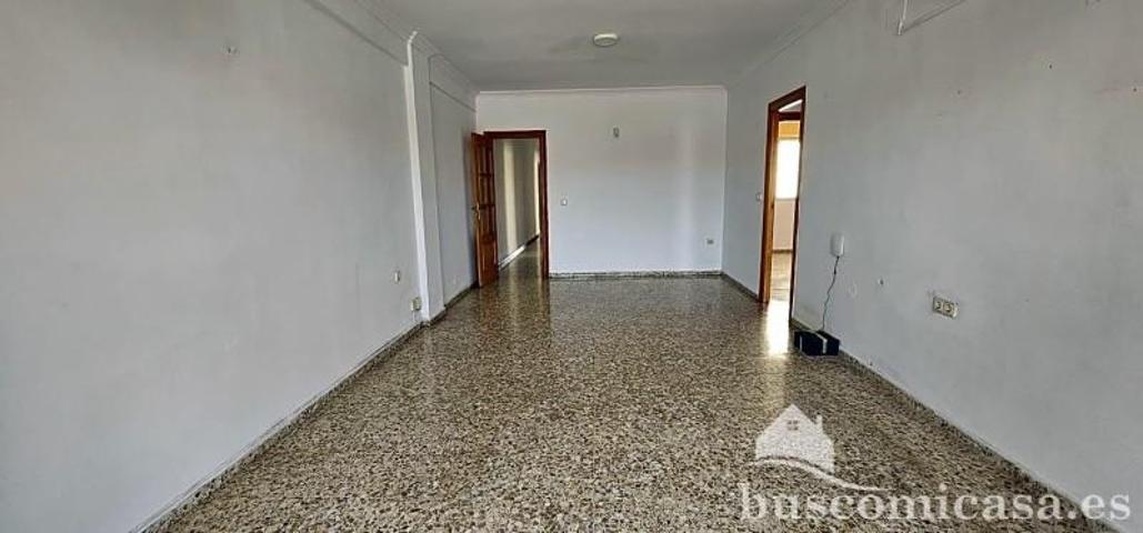 Piso en venta en Motril, Calle Galeota San Gil, 18613 photo 0