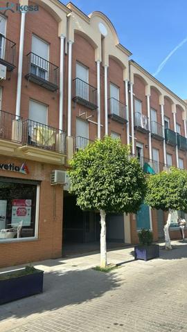 Piso en venta en La Algaba, LA ALGABA - CENTRO photo 0