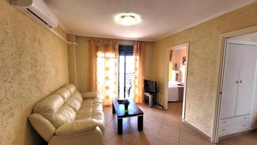 Apartamento en venta en Torrevieja, Playa del cura photo 0