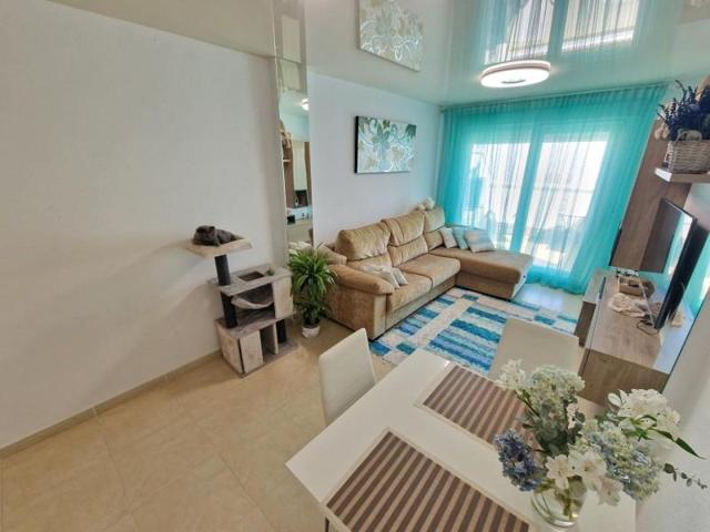 Apartamento en venta en Torrevieja photo 0