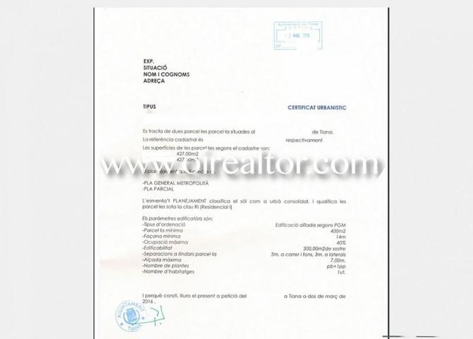 Terreno en venta en Tiana photo 0