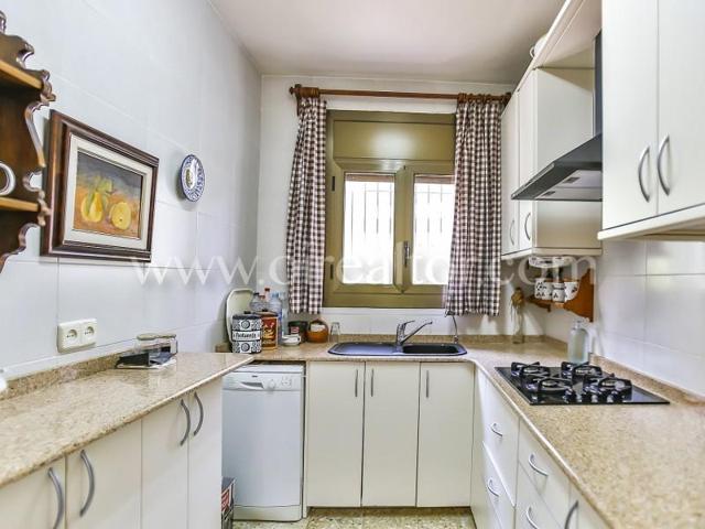 Casas de pueblo en venta en Sant Pere de Ribes photo 0