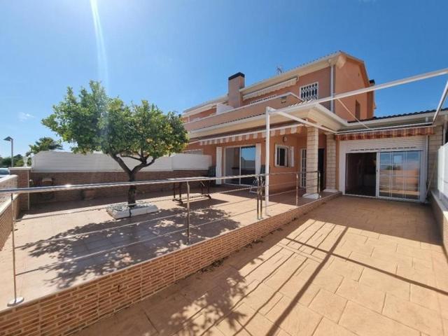 Bungalow en venta en Roda de Barà, CENTRE photo 0