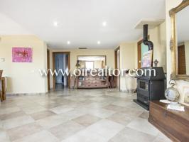 Casas de pueblo en venta en Caldes de Malavella photo 0