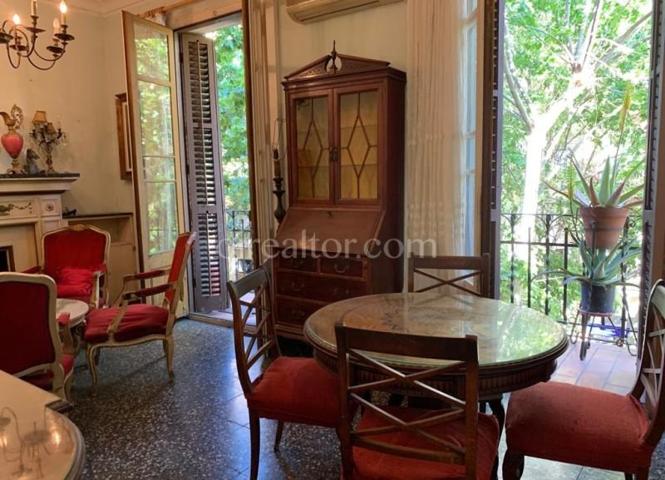 Apartamento en venta en Barcelona photo 0
