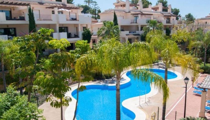 Apartamento en venta en Marbella photo 0