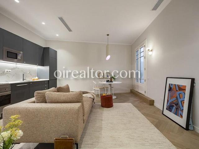 Apartamento en venta en Barcelona photo 0