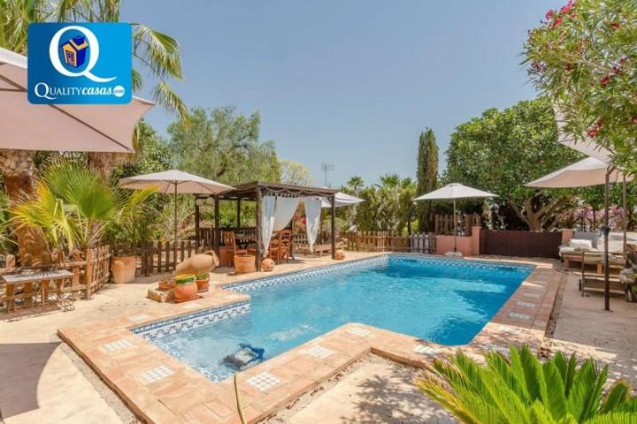 Chalet en venta en Mutxamel, Rio Park photo 0