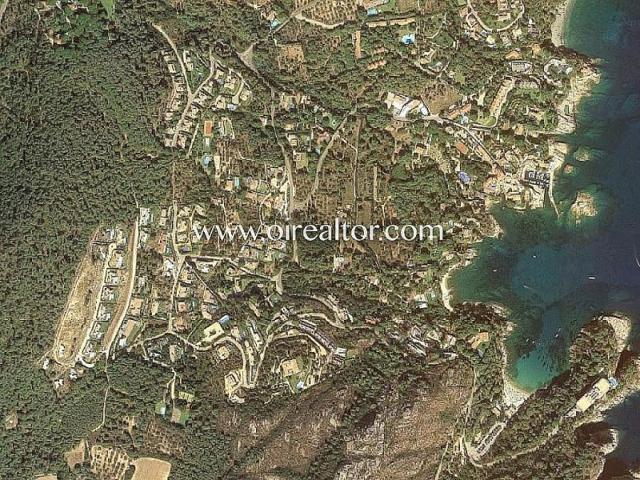 Terreno en venta en Begur photo 0