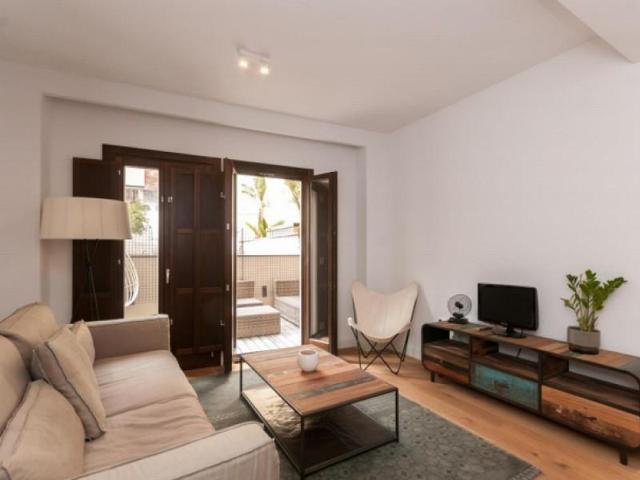 Apartamento en venta en Barcelona photo 0