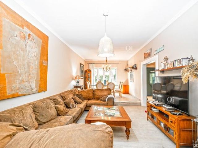 Casas de pueblo en venta en Barcelona photo 0