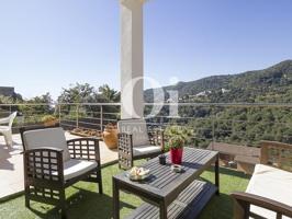 Casas de pueblo en venta en Alella photo 0