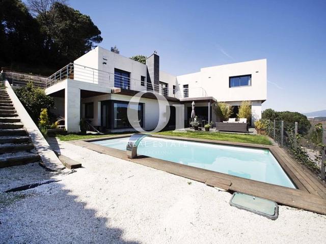 Casas de pueblo en venta en Vallromanes photo 0