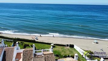 Adosada en venta en Marbella, Costa del Sol Occidental-Área de Marbella photo 0