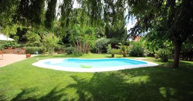 Casa con terreno en venta en Sant Pol de Mar photo 0