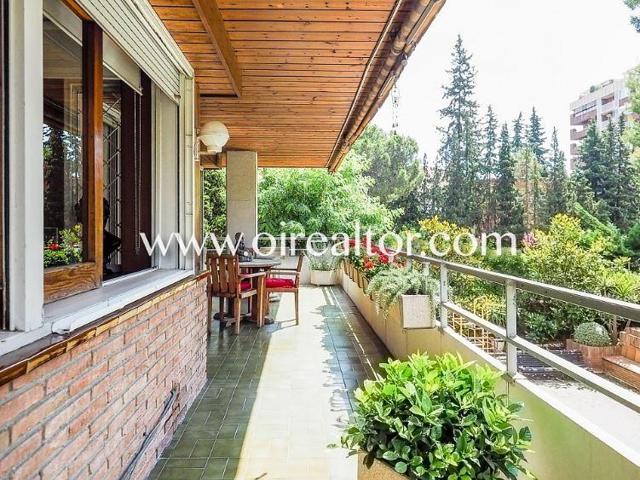 Apartamento en venta en Barcelona photo 0