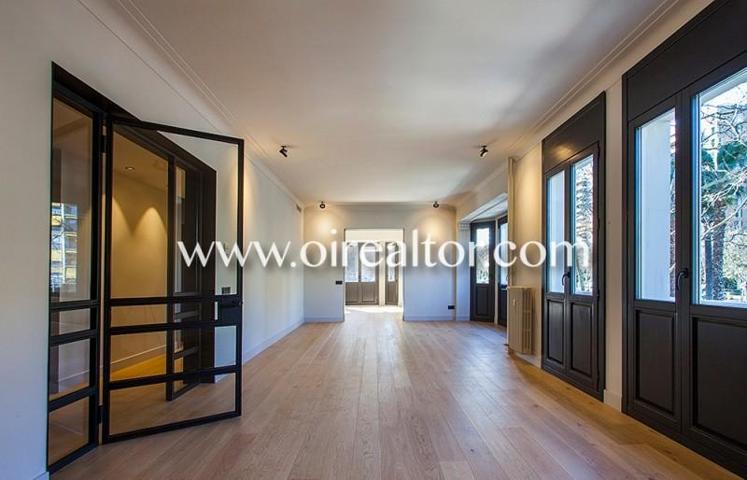 Apartamento en venta en Barcelona photo 0