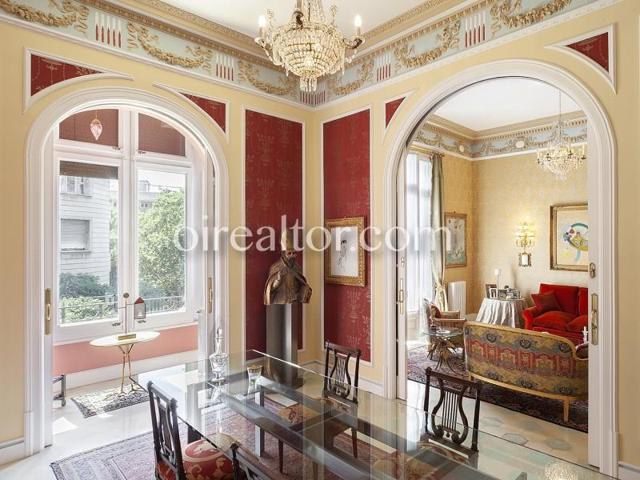 Apartamento en venta en Barcelona photo 0