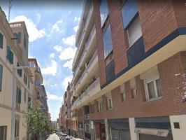 Local comercial en venta en Barcelona photo 0