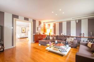 Casas de pueblo en venta en Sitges photo 0