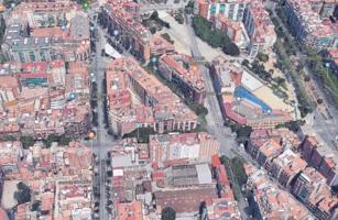 Local comercial en venta en Barcelona photo 0