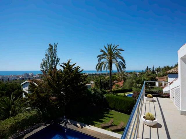 Casas de pueblo en venta en Sitges photo 0