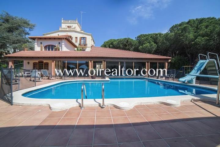 Casas de pueblo en venta en Mataró photo 0