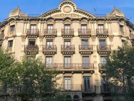 Local comercial en venta en Barcelona photo 0