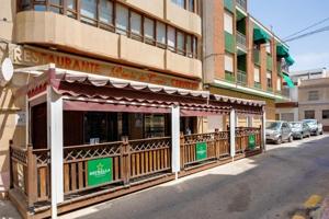 Local comercial en venta en Torrevieja, Torrevieja photo 0