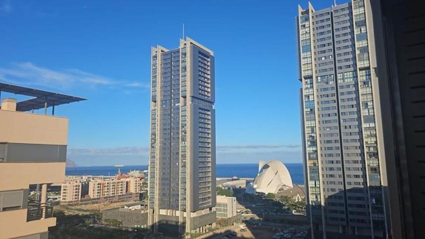 Piso en venta en Santa Cruz de Tenerife, Tenerife photo 0