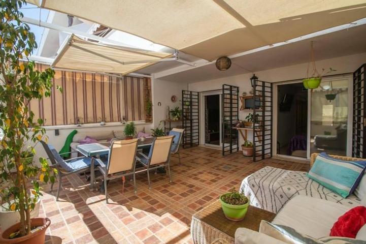 Planta baja en venta en Estepona, Avda Puerta Del Mar photo 0