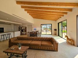 Chalet en venta en Campos photo 0