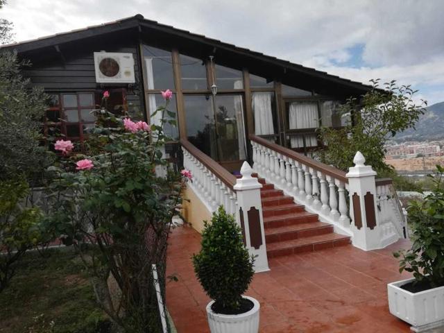 Chalet en venta en Alcoy-Alcoi, Zona Viaducto (Alcoy) photo 0