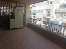 Apartamento en venta en Guardamar del Segura, Playa photo 0