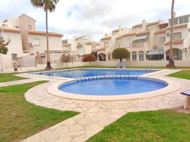 Adosada en venta en Orihuela Costa, Playa Flamenca photo 0