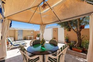 Bungalow en venta en Orihuela Costa, La Zenia photo 0