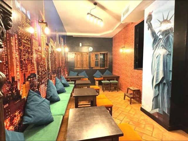 Local comercial en venta en Benalmádena, Benamaina photo 0