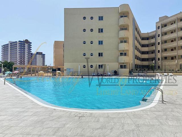 Apartamento en venta en Playa Paraiso, Calle las Galgas, 38678 photo 0