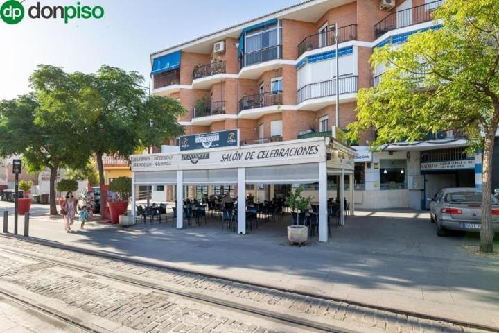 Local comercial en venta en Armilla, Ayuntamiento photo 0