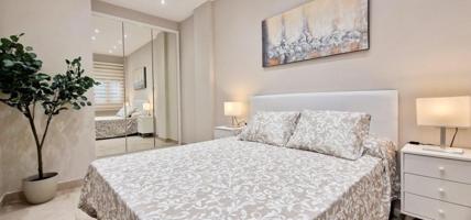 Apartamento en venta en Mijas, Las lagunas centro photo 0