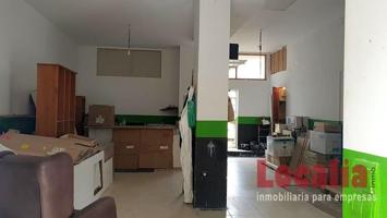 Local comercial en venta en Santander photo 0