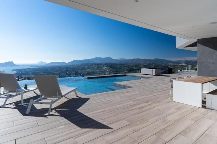 Chalet en venta en Benitachell, Cumbre del sol photo 0