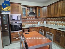 Piso en venta en Santa Lucía de Tirajana, Gran Canaria photo 0