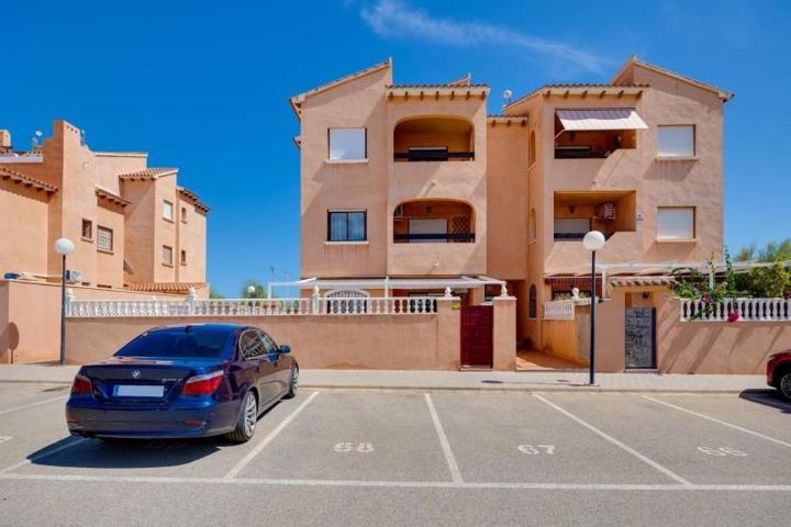 Bungalow en venta en Torrevieja photo 0