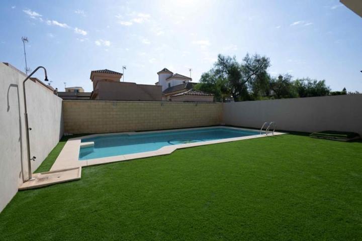 Chalet en venta en Chipiona, La Laguna photo 0