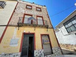 Casas de pueblo en venta en Villanueva del Arzobispo, Centro photo 0