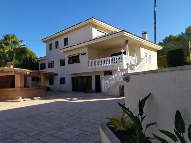 Chalet en venta en Benidorm, Poniente photo 0